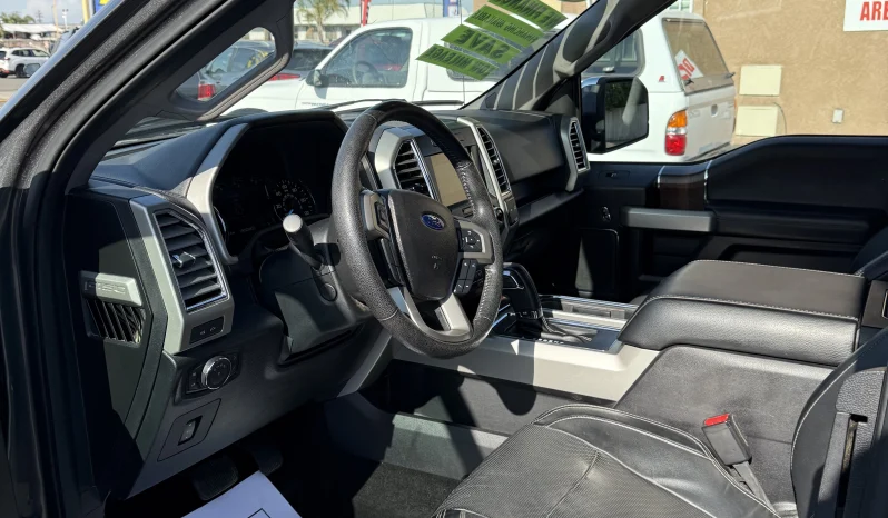 
								Ford F-150 Lariat 2016 full									