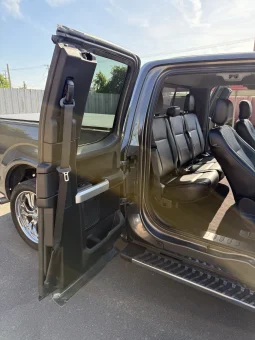 
										Ford F-150 Lariat 2016 full									