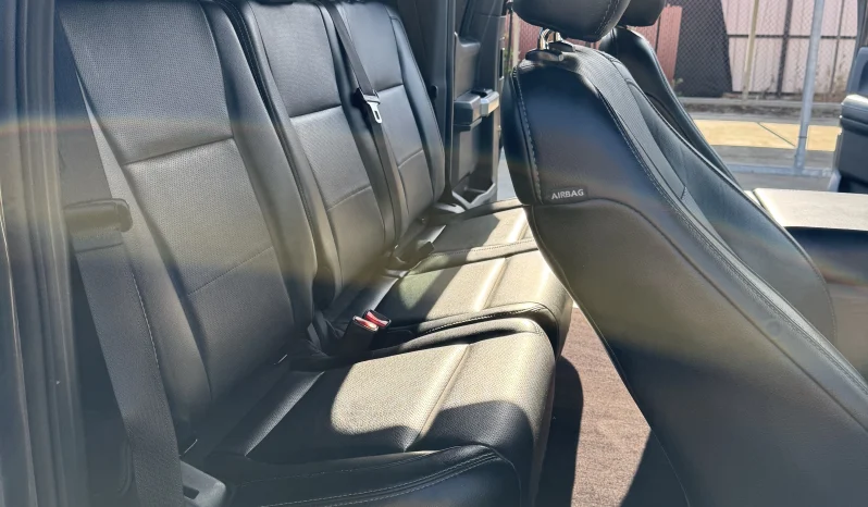 
								Ford F-150 Lariat 2016 full									