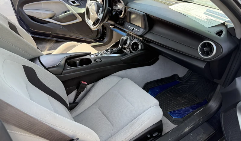 
								2016 Chevrolet Camaro LT full									