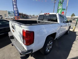 
										2017 Chevrolet Silverado LTZ full									