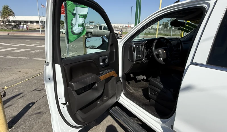 
								2017 Chevrolet Silverado LTZ full									