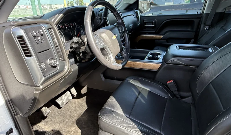 
								2017 Chevrolet Silverado LTZ full									