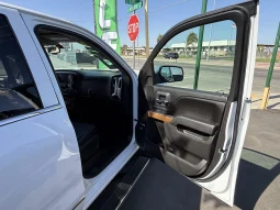 
										2017 Chevrolet Silverado LTZ full									